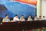 文章附图
